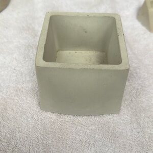 Minimalist Gray Concrete Planter